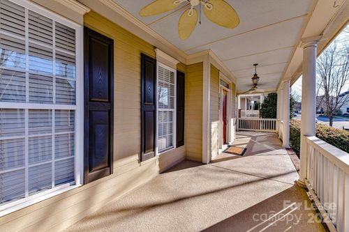 16727 Spruell St, Huntersville, NC, 28078-3260 | Card Image