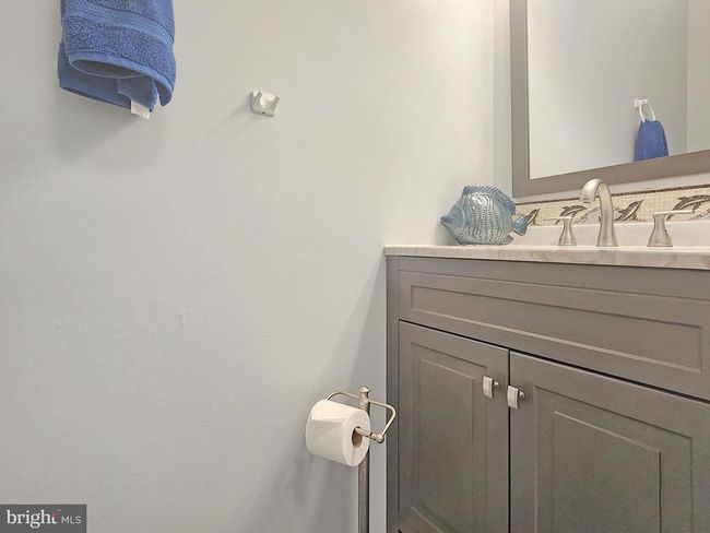 7207 Bunting Rd, Townhouse with 2 bedrooms, 3 bathrooms and null parking in CHINCOTEAGUE ISLAND VA | Image 22