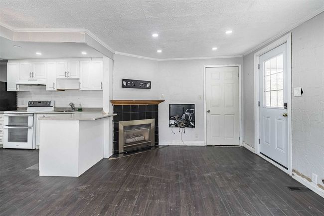 7504 Kipling Ave, House other with 2 bedrooms, 1 bathrooms and 3 parking in Woodbridge ON | Image 11