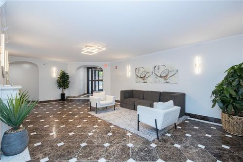 apt-4b-381 Broadway, Dobbs Ferry, NY, 10522-1754 | Card Image