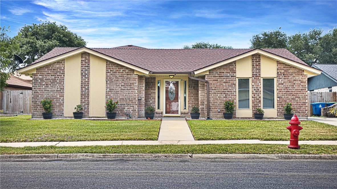 Waterview St, Portland, TX 78374