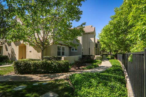 304 Dante Circle, Roseville, CA, 95678 | Card Image