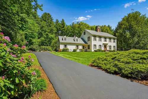 5 Spring Hill Rd, Bedford, NH, 03110-4818 | Card Image