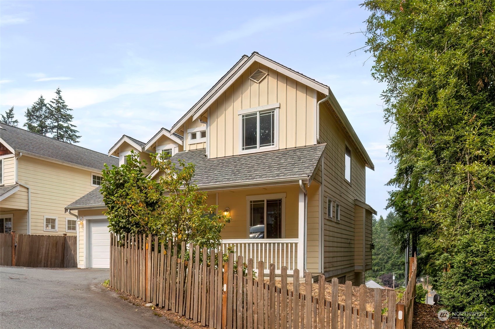 1st St, Bremerton, WA 98312
