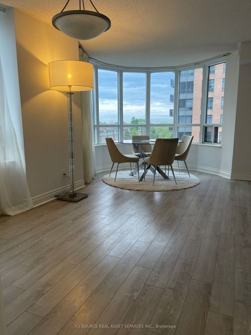 519-15 Northtown Way, North York, ON, M2N7A2 | Card Image