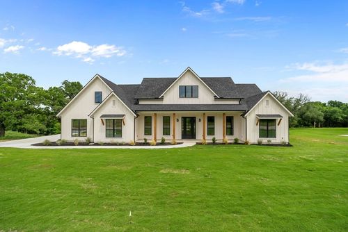 223 Gopher Rd, Weatherford, TX, 76088-7626 | Card Image