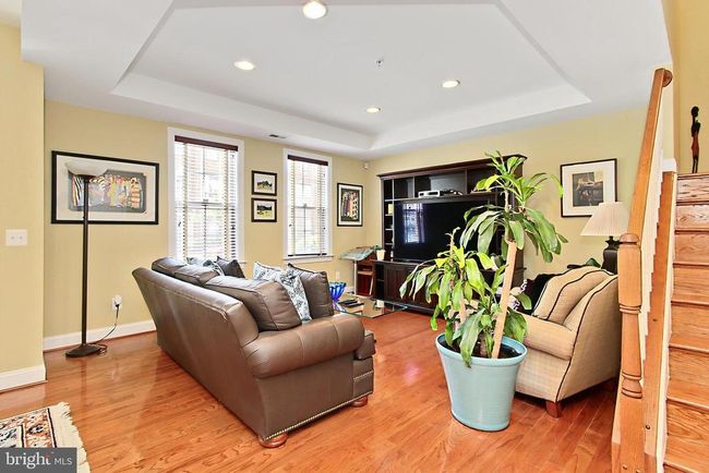 120 Fortnightly Blvd, Townhouse with 4 bedrooms, 5 bathrooms and null parking in HERNDON VA | Image 5