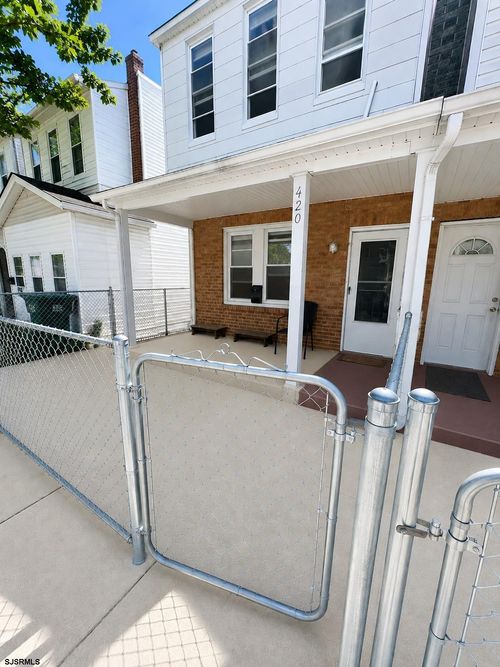 420 N Harrisburg Ave, Atlantic City, NJ, 08401-1106 | Card Image