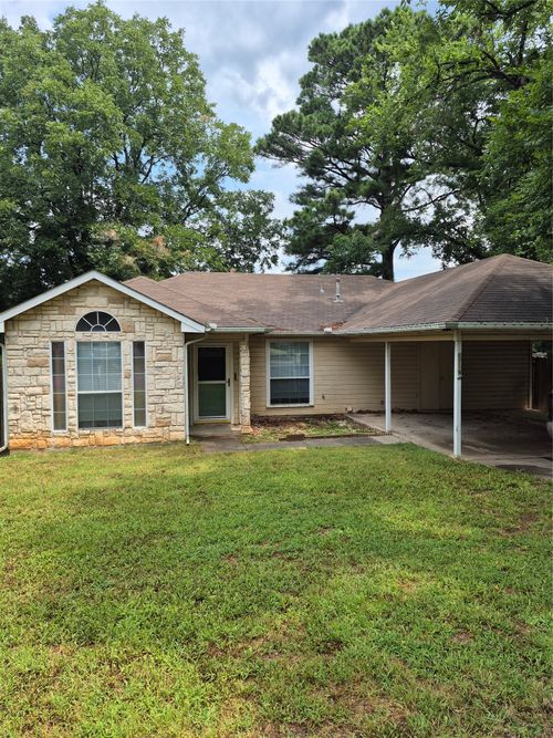1719 W Parnell St, Denison, TX, 75020-1123 | Card Image
