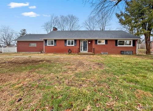 325 N Market Street, Waterloo, IL, 62298 | Card Image