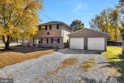 21 Mahoney Road, House other with 5 bedrooms, 2 bathrooms and null parking in PENNSVILLE NJ | Image 1