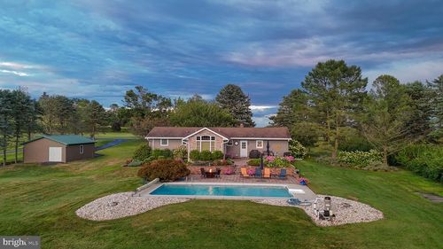 268 Archery Club Rd, NEW RINGGOLD, PA, 17960-8514 | Card Image