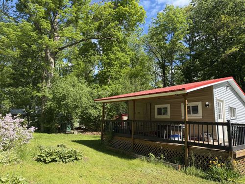 36 Island Dr, Bridport, VT, 05734-9497 | Card Image