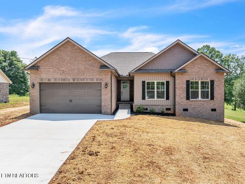 141 Grace Cir, Clinton, TN, 37716-6671 | Card Image
