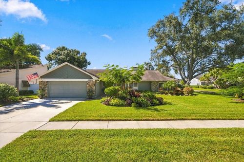 13810 Lake Village Pl, TAMPA, FL, 33618-8415 | Card Image