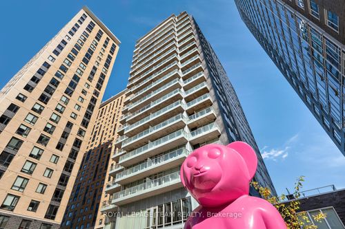 {{alt}} | Card Image