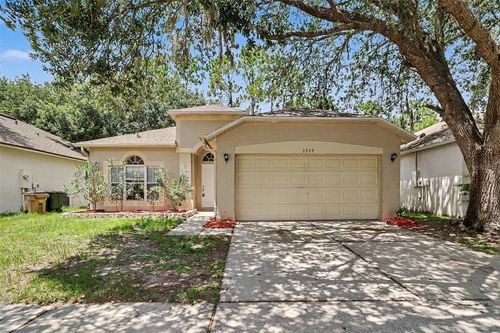 3709 Cinnamon Fern Loop, Clermont, FL, 34714-7267 | Card Image