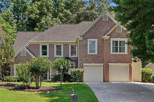 4544 Silver Peak Pkwy, Suwanee, GA, 30024-6916 | Card Image