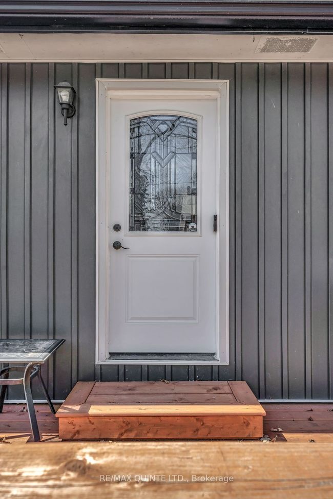 144 Edward St, House other with 2 bedrooms, 1 bathrooms and 4 parking in Stirling ON | Image 8