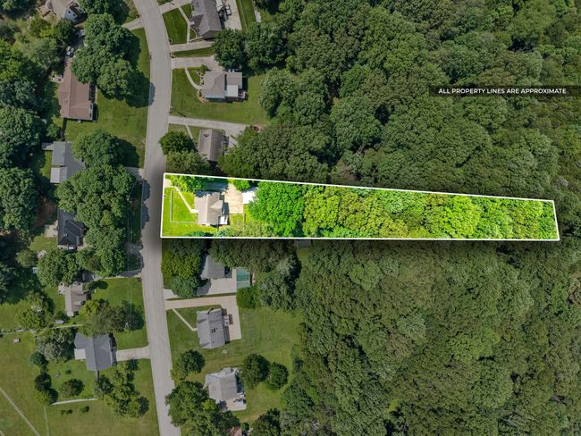 810 Burton Trl, House other with 3 bedrooms, 2 bathrooms and 4 parking in Adams TN | Image 31