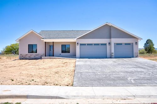 2308 Par Dr, Cortez, CO, 81321-2933 | Card Image