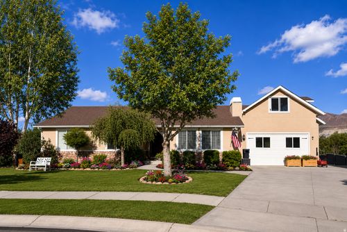 1518 W River Willow Ct, Bluffdale, UT, 84065-3747 | Card Image