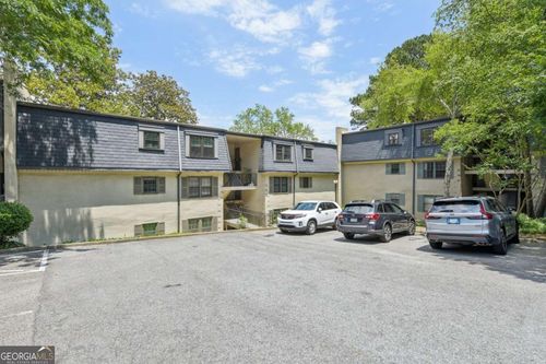 72 Montre Sq Nw, Atlanta, GA, 30327-4044 | Card Image