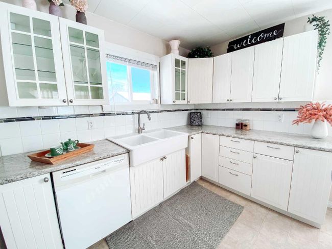 4607 53 Street, Home with 2 bedrooms, 1 bathrooms and 3 parking in Rycroft AB | Image 15