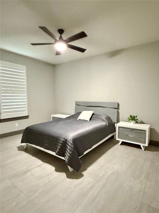 Guest Bedroom 1 | Image 26