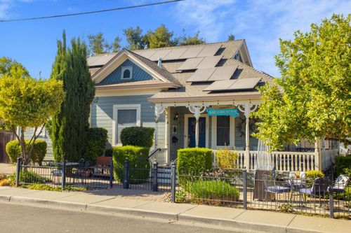 101 Abbey St, Winters, CA, 95694-1901 | Card Image