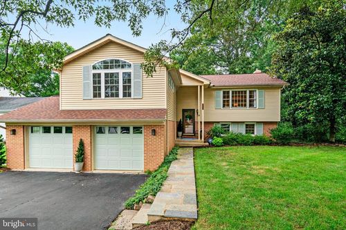 8606 Falkstone Ln, ALEXANDRIA, VA, 22309-4003 | Card Image