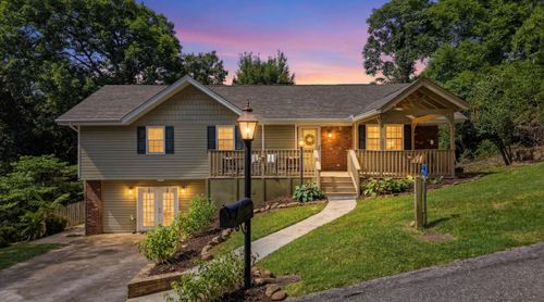 4557 N Ravenwood Dr, Chattanooga, TN, 37415-2357 | Card Image