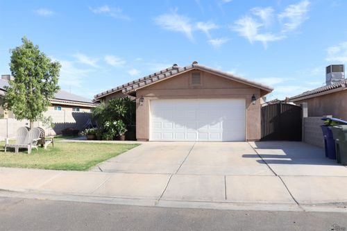 4757 W 11th Pl, Yuma, AZ, 85364-7658 | Card Image