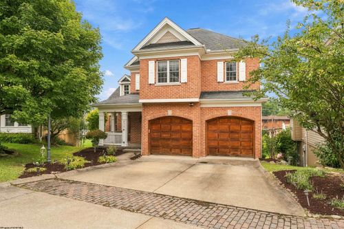 932 Suncrest Pl, Morgantown, WV, 26505-3300 | Card Image