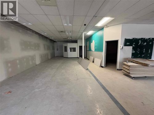 {{alt}} | Card Image