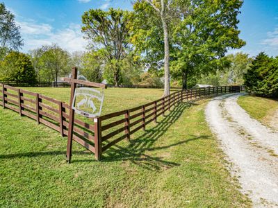 3051 New Highway 7, House other with 4 bedrooms, 4 bathrooms and 3 parking in Santa Fe TN | Image 2