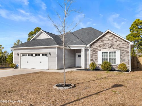 304 Catboat Way, Sneads Ferry, NC, 28460-1407 | Card Image