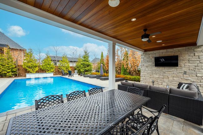 17 Westbrooke Blvd, House other with 4 bedrooms, 5 bathrooms and 6 parking in Nobleton ON | Image 16