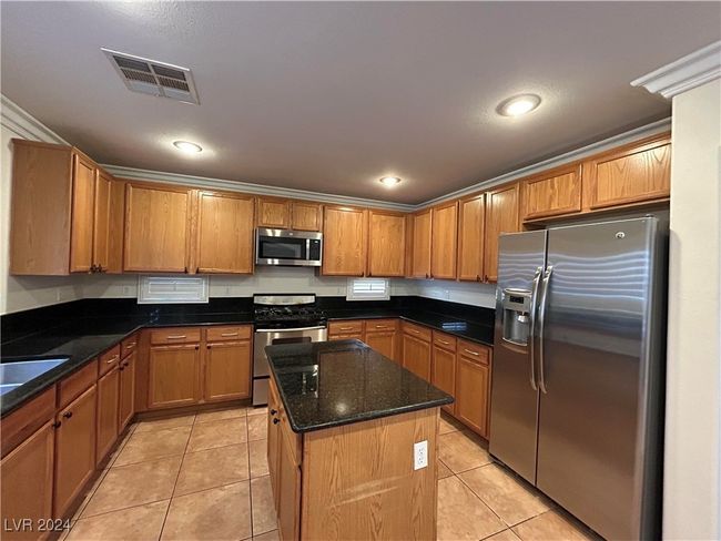 181 Timeless View Ct, House other with 5 bedrooms, 3 bathrooms and null parking in Henderson NV | Image 5