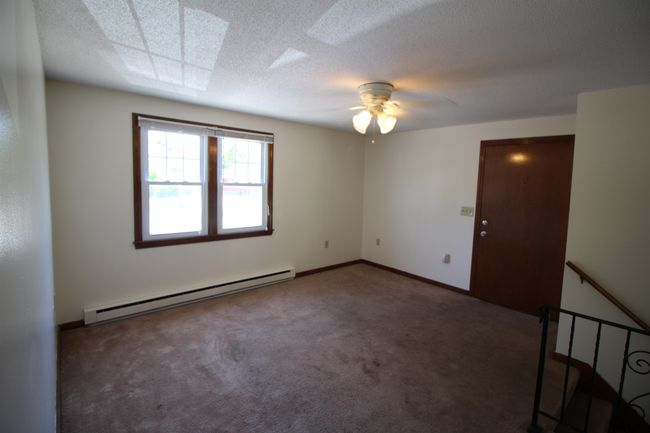 APT-1 - 82 Franklin St, Condo with 2 bedrooms, 1 bathrooms and null parking in Derry NH | Image 7