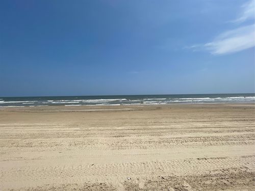 672 Highway 87, Gilchrist, TX, 77617 | Card Image