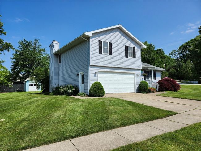2554 Pepper Tree Dr, House other with 3 bedrooms, 3 bathrooms and null parking in Erie PA | Image 6