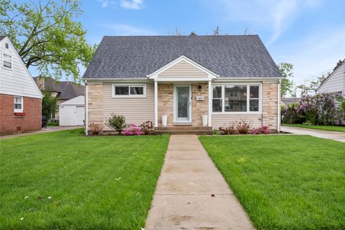 7027 Foster St, Morton Grove, IL, 60053-1213 | Card Image