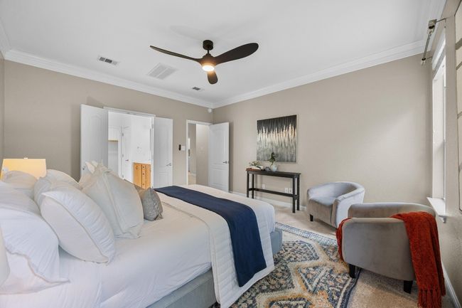 Primary Bedroom - large enough for sitting area | Image 17