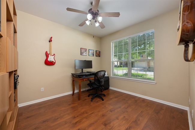 The dual French doors to the office provide a quiet space for work. | Image 4