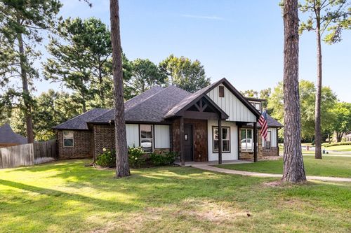 919 Millstone Ln, Chandler, TX, 75758-5712 | Card Image