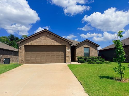 6423 Graceland Dr, Greenville, TX, 75402-7616 | Card Image