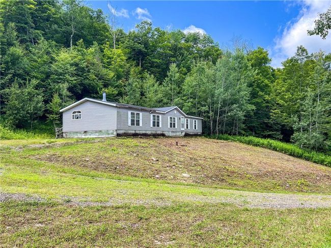 Approach to house | Image 35