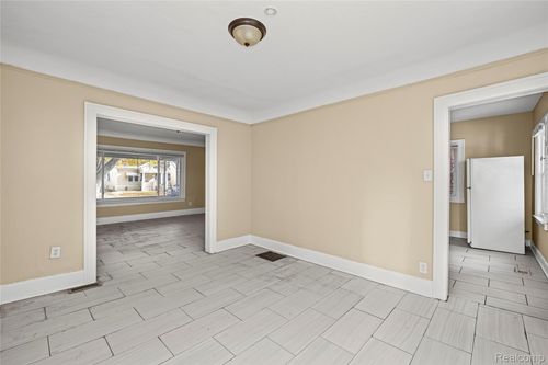 15403 Normandy St, Detroit, MI, 48238-2827 | Card Image