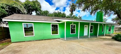 505 N 16th St, Port O Connor, TX, 77982-7759 | Card Image